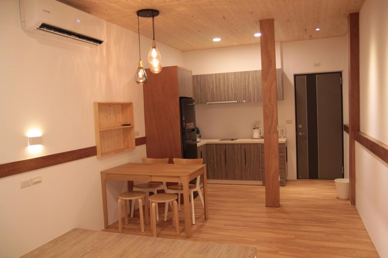 Lost Circle Homestay Tainan Exterior foto
