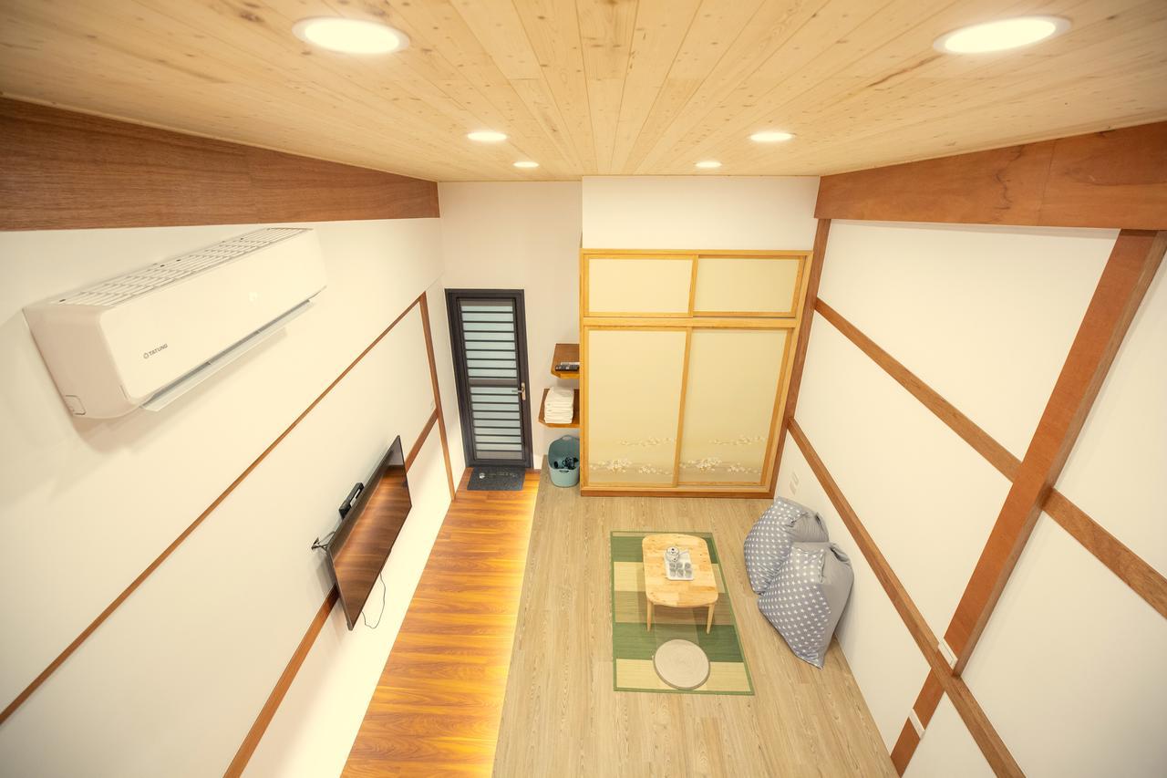 Lost Circle Homestay Tainan Exterior foto